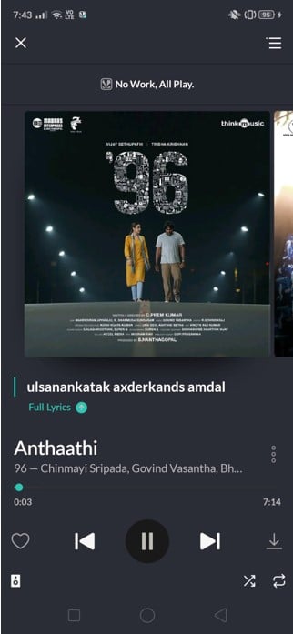 JioSaavn uygulamasına gidin ve tercih ettiğiniz şarkıyı çalmaya başlayın.