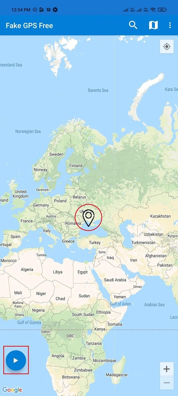 Fake GPS Go uygulamasını başlatın ve hüküm ve koşulları kabul edin.