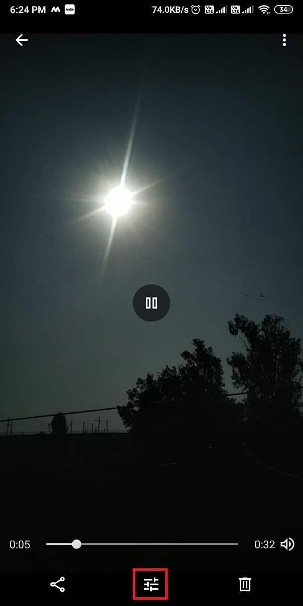 appuyez sur le bouton Modifier ou Réglages au milieu en bas de l'écran.