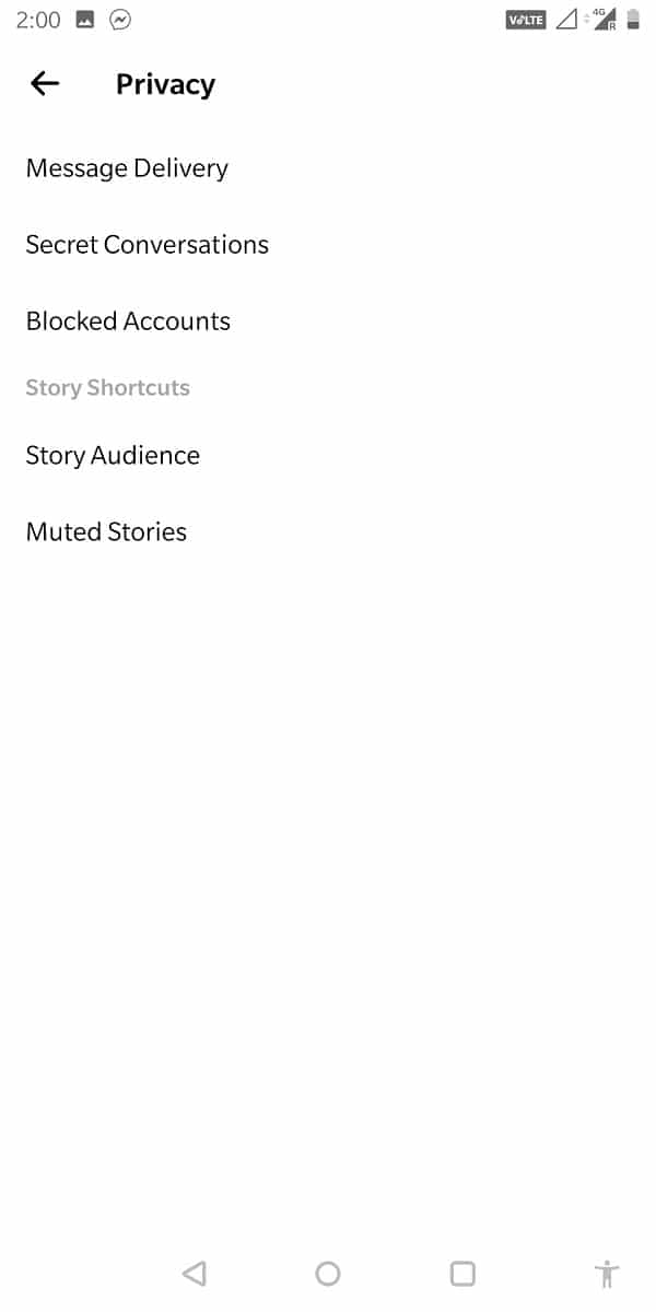 Dans les paramètres, appuyez sur "Confidentialité" et sélectionnez l'option "Conversations secrètes".