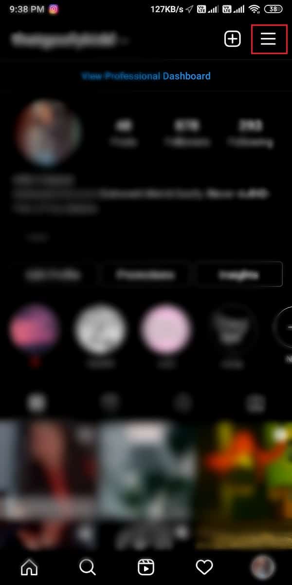 Cliquez sur les trois lignes horizontales dans le coin supérieur droit de l'écran | Réparer Instagram DM ne fonctionne pas