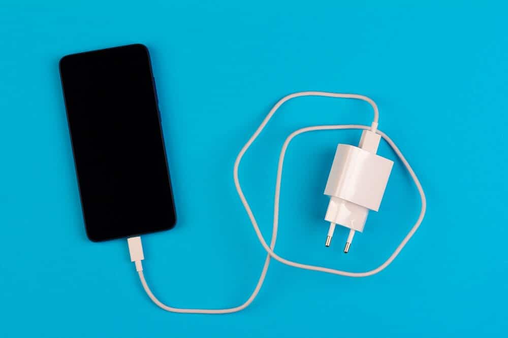 Periksa Adaptor Steker Dinding | Cara Memperbaiki Pengisian Lambat di Android