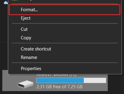 Faites un clic droit sur la clé USB et sélectionnez Formater | Correction de l'erreur 0x80042405-0xa001a de l'outil de création de média