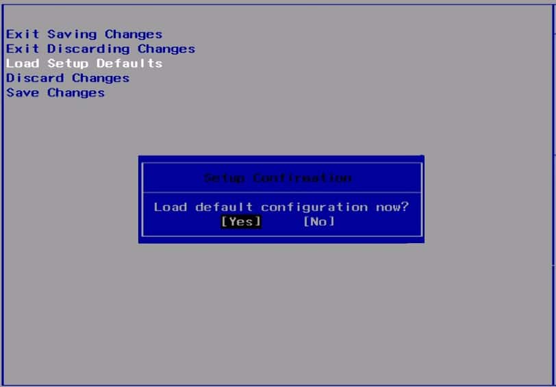 BIOSメニューで、[デフォルトに戻す]というタイトルのオプションを探します