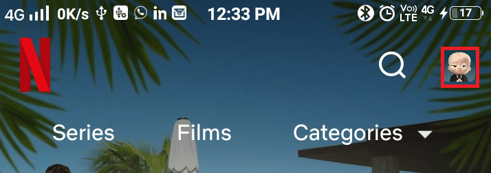 次に、右上隅にある検索アイコンの近くにあるプロフィール写真をタップします| Netflixでパスワードを変更する方法