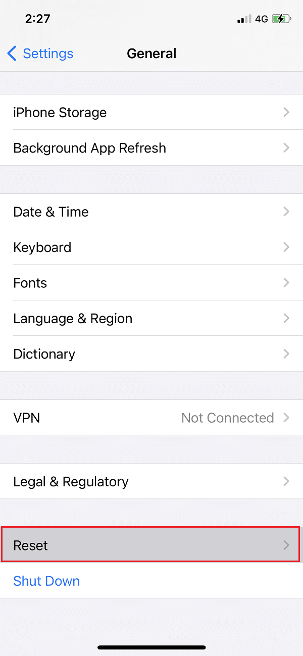 Bir iPhone'da Genel'e gidin ve ardından Sıfırla'ya dokunun.