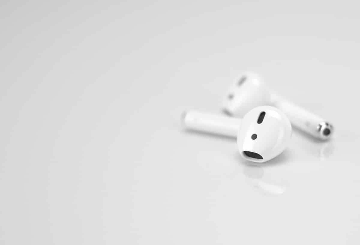 Airpods نظيفة