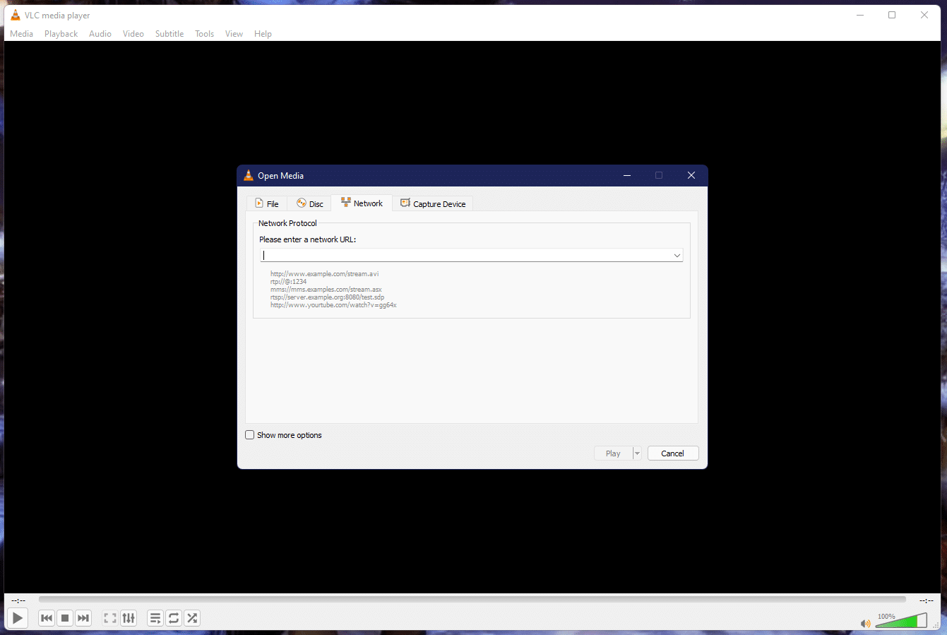 ในหน้าต่าง Open media ให้วาง URL เครือข่าย IPTV ของคุณใต้ URL ส่วนเครือข่าย สุดยอดผู้เล่น IPTV ฟรี