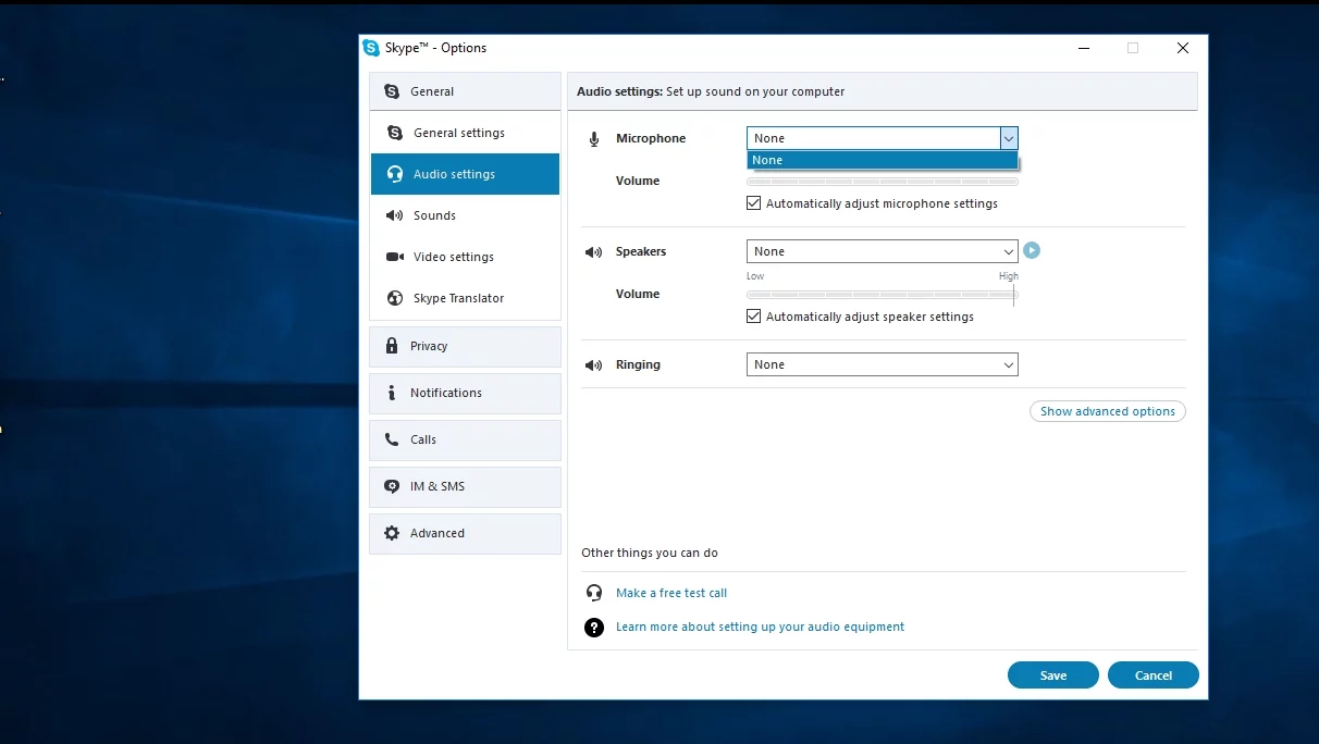 Mi amigo no me escucha cuando estamos en Skype