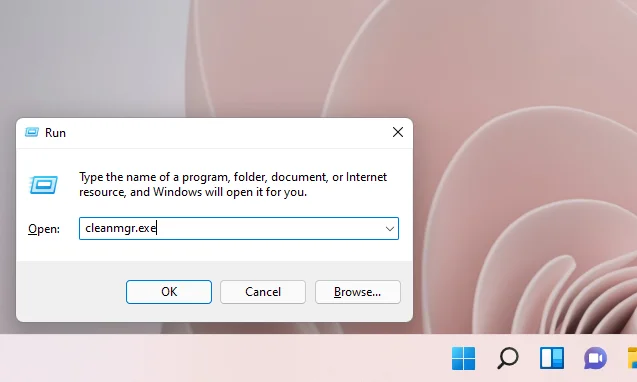 Digite cleanmgr.exe na janela de diálogo Executar