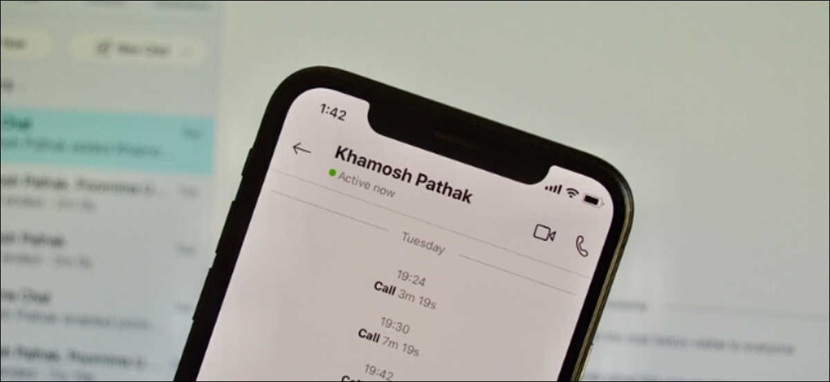 Aplikasi Skype di iPhone.