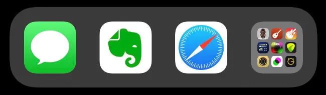 โฟลเดอร์ใน iOS Dock