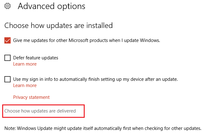 cliquez sur choisir comment les mises à jour sont livrées | Utilisation élevée du processeur et du disque Windows 10