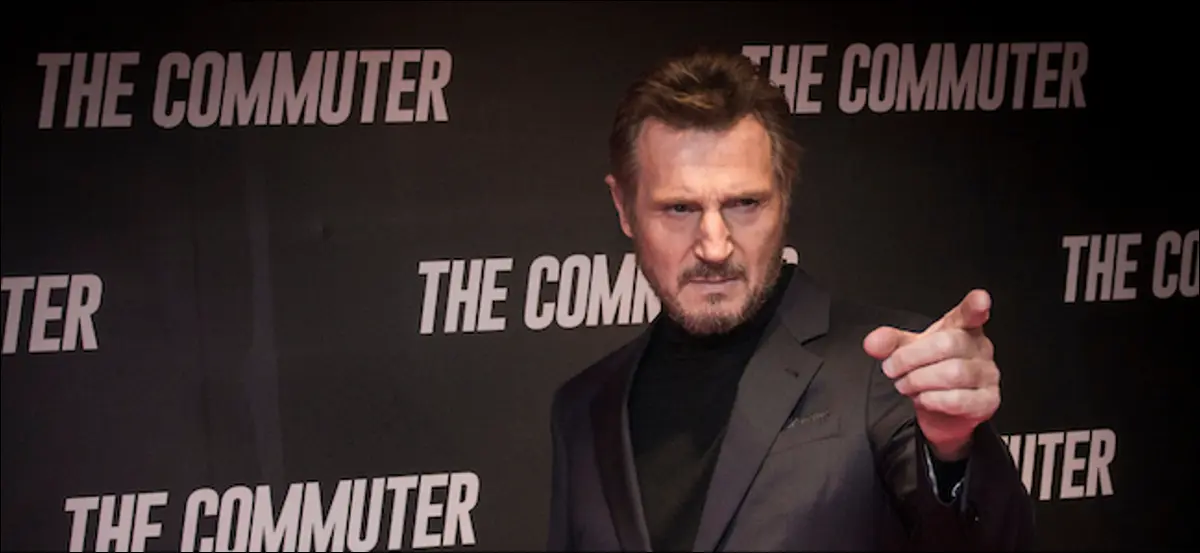 Liam Neeson na czerwonym dywanie