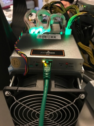新的蚂蚁矿机 S9