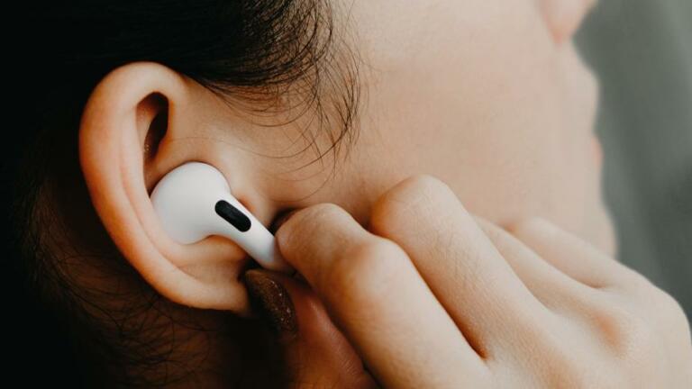 Como conectar AirPods a um telefone Android