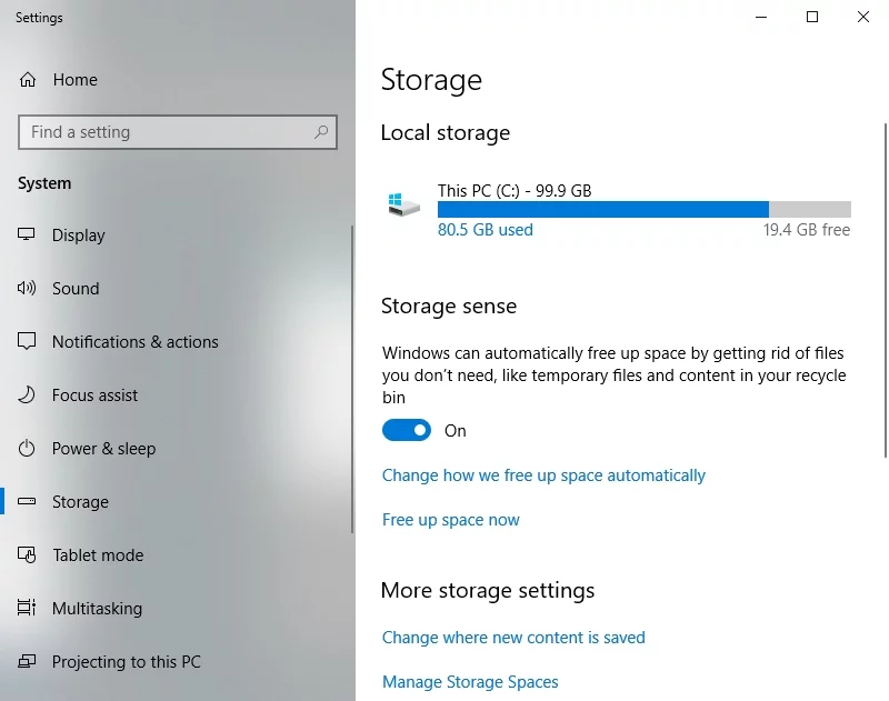 Menggunakan Bagian Penyimpanan di Windows 10 akan mengoptimalkan drive Anda untuk menghemat ruang disk
