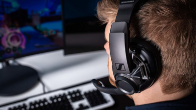 Cómo agregar sonido envolvente virtual a cualquier auricular para juegos Image