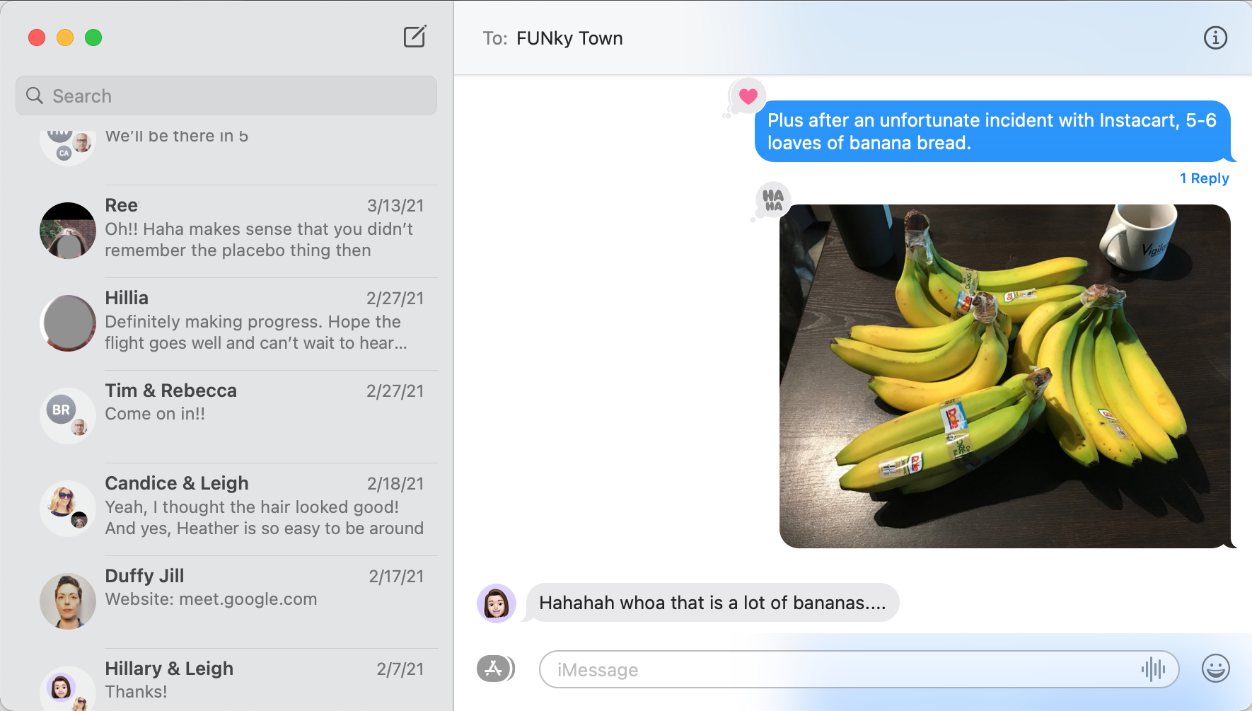 Apple iMessage chat con foto de plátanos