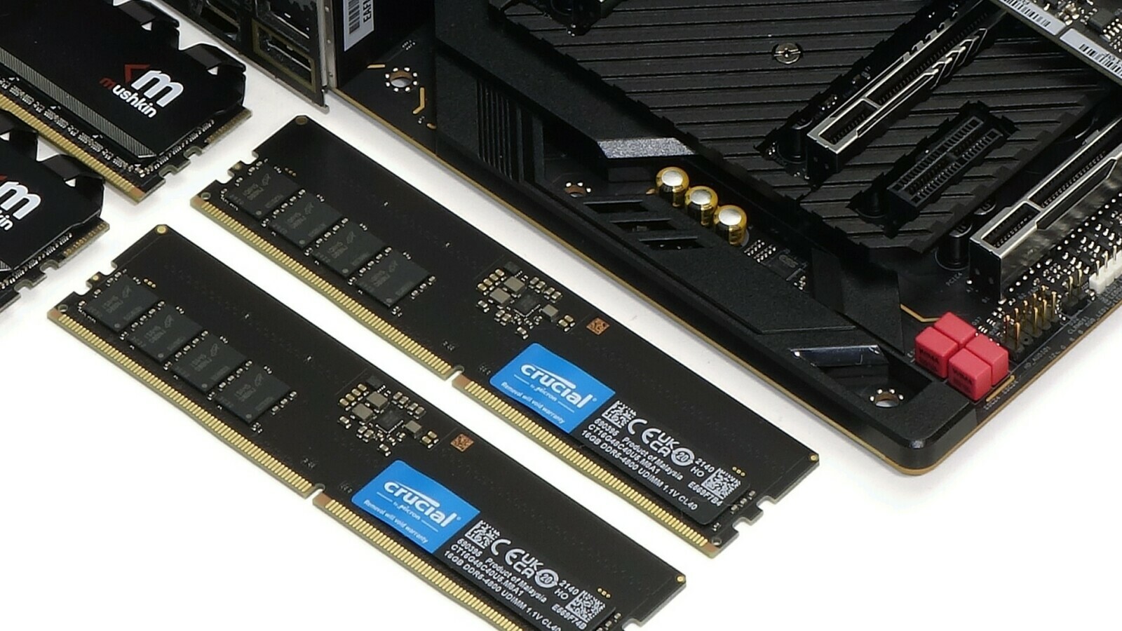 DDR5メモリースティック