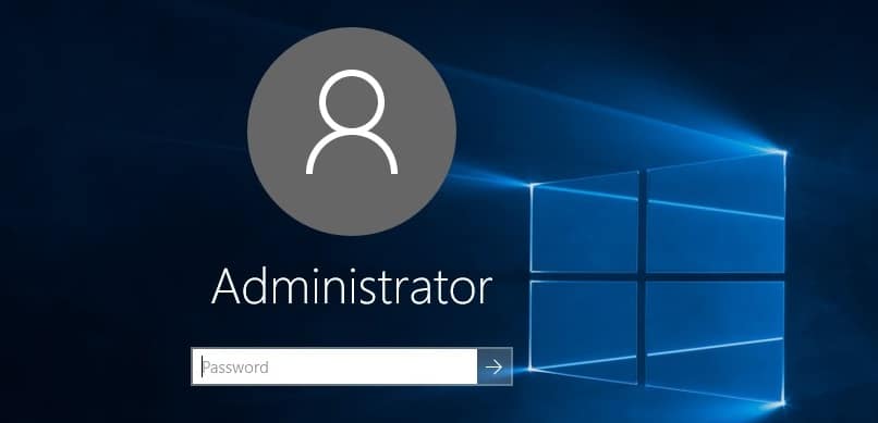 Habilitar o deshabilitar la cuenta de administrador integrada en Windows 10