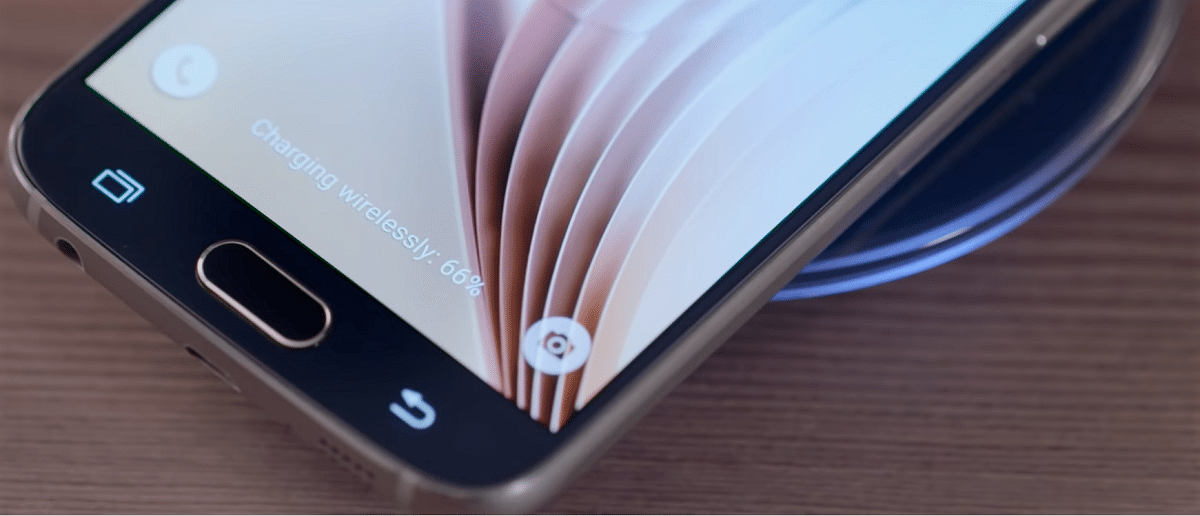 무선 충전 Samsung Galaxy S6. Galaxy S6이 충전되지 않는 문제를 해결하는 방법