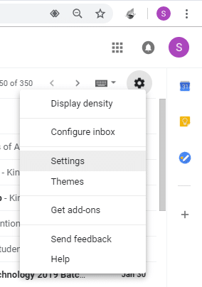 คลิกที่ไอคอนรูปเฟือง จากนั้นเลือก การตั้งค่า ภายใต้ Gmail