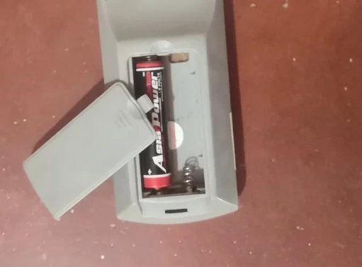 sostituire le batterie del telecomando