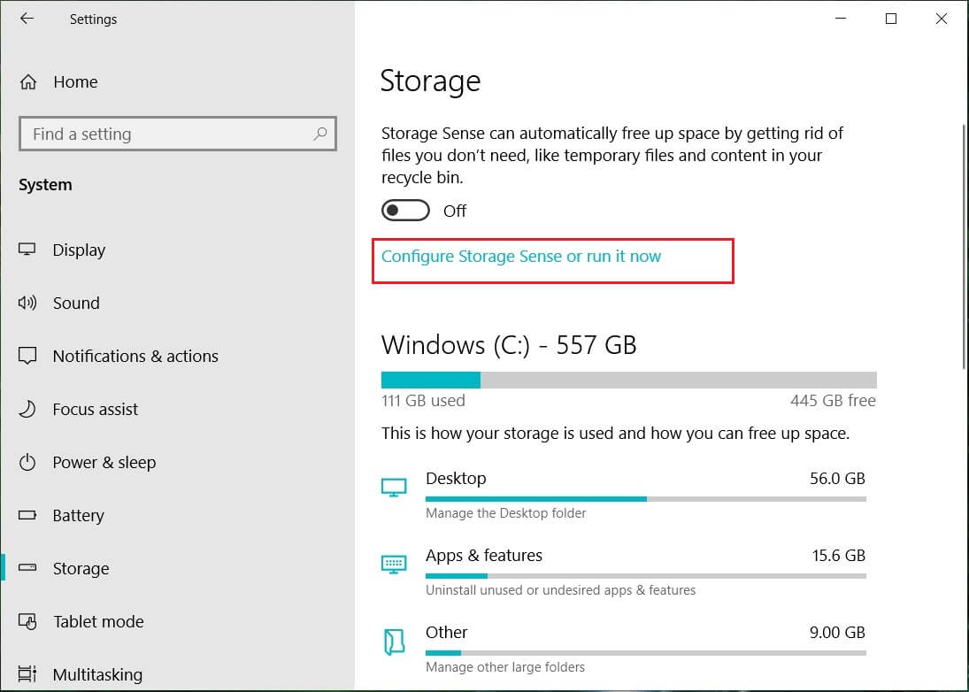 从左侧窗格中选择 Storage 并向下滚动到 Storage Sense
