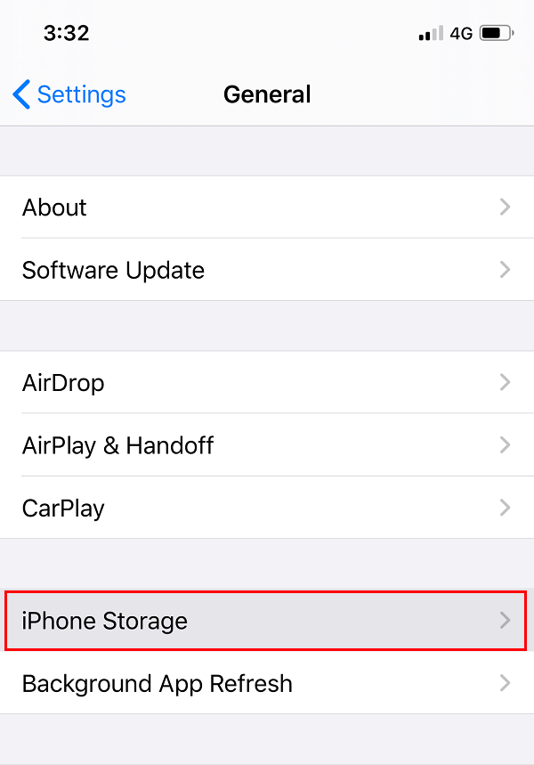 In Generale, seleziona Archiviazione iPhone