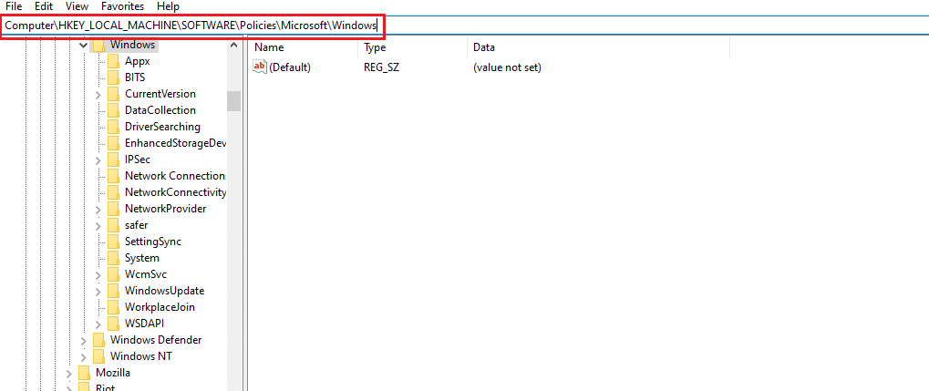 vaya a la ruta de ubicación de la carpeta de claves de Windows en el Editor del Registro