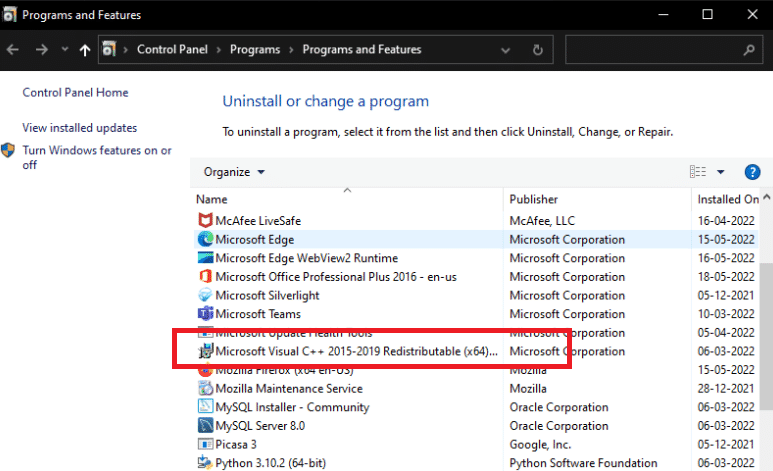 Microsoft Visual C++ Runtime 2012'yi bulun. Bu girdiye çift tıklayın.