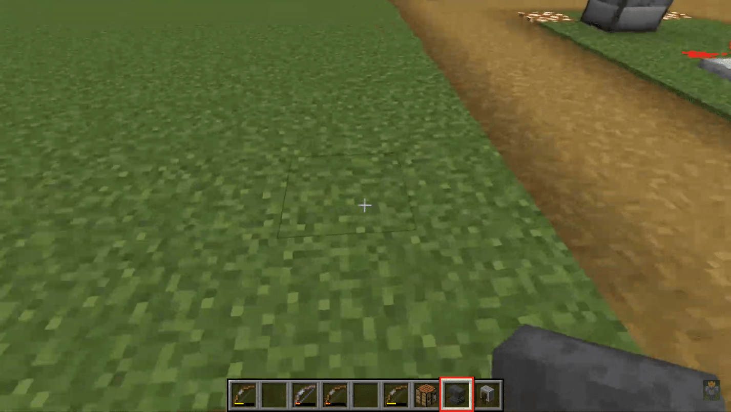 Abra a bigorna do seu inventário clicando nela. Como reparar um arco no Minecraft