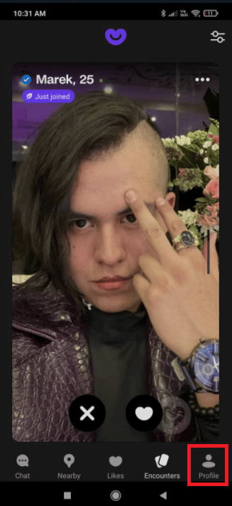 Faceți clic pe Profil