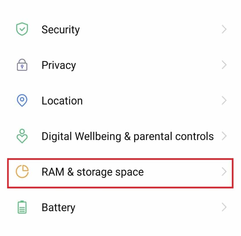 Toca RAM y espacio de almacenamiento. Arreglar la interfaz de usuario del sistema ha detenido la pantalla negra en Android