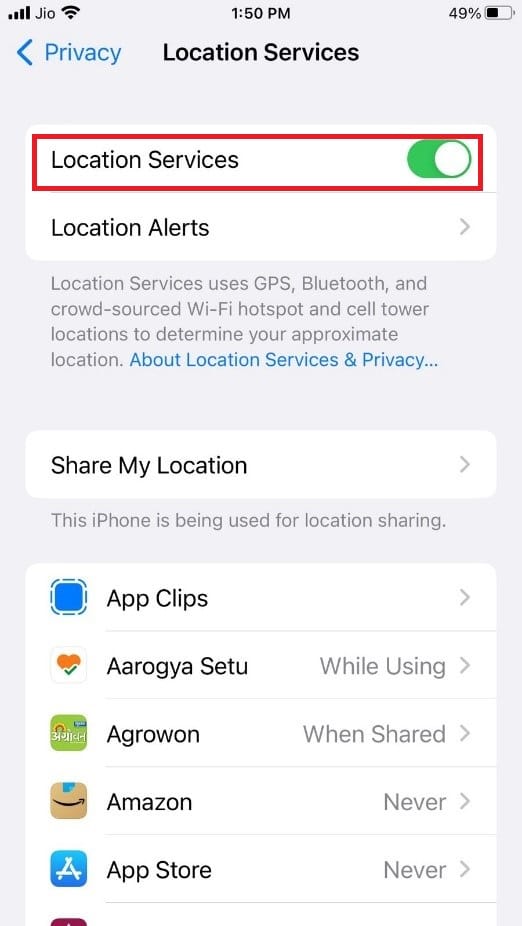 위치 서비스 | 옵션에 대한 토글을 끕니다. 내 iPhone 찾기가 위치를 찾을 수 없다고 표시하게 하는 방법