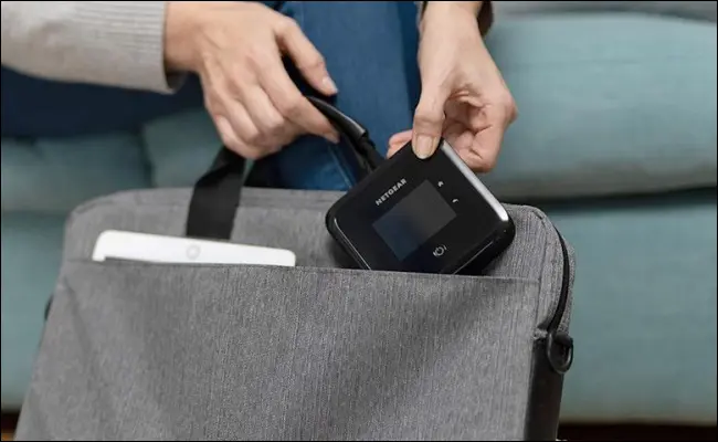 나이트호크 M5 5G WiFi 6 모바일 라우터