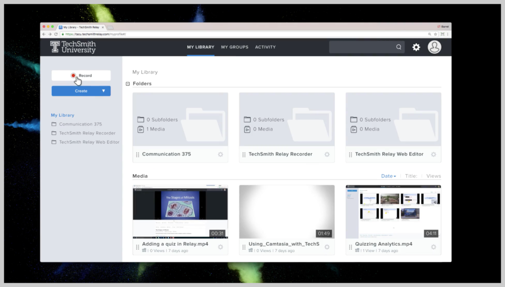 Exemple d'interface d'enregistrement de cours en ligne avec TechSmith Knowmia. Le curseur de la souris de l'instructeur survole le bouton Enregistrer.