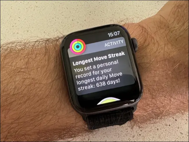 Serie di Apple Watch Move