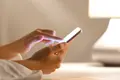 Как включить свет с помощью будильника