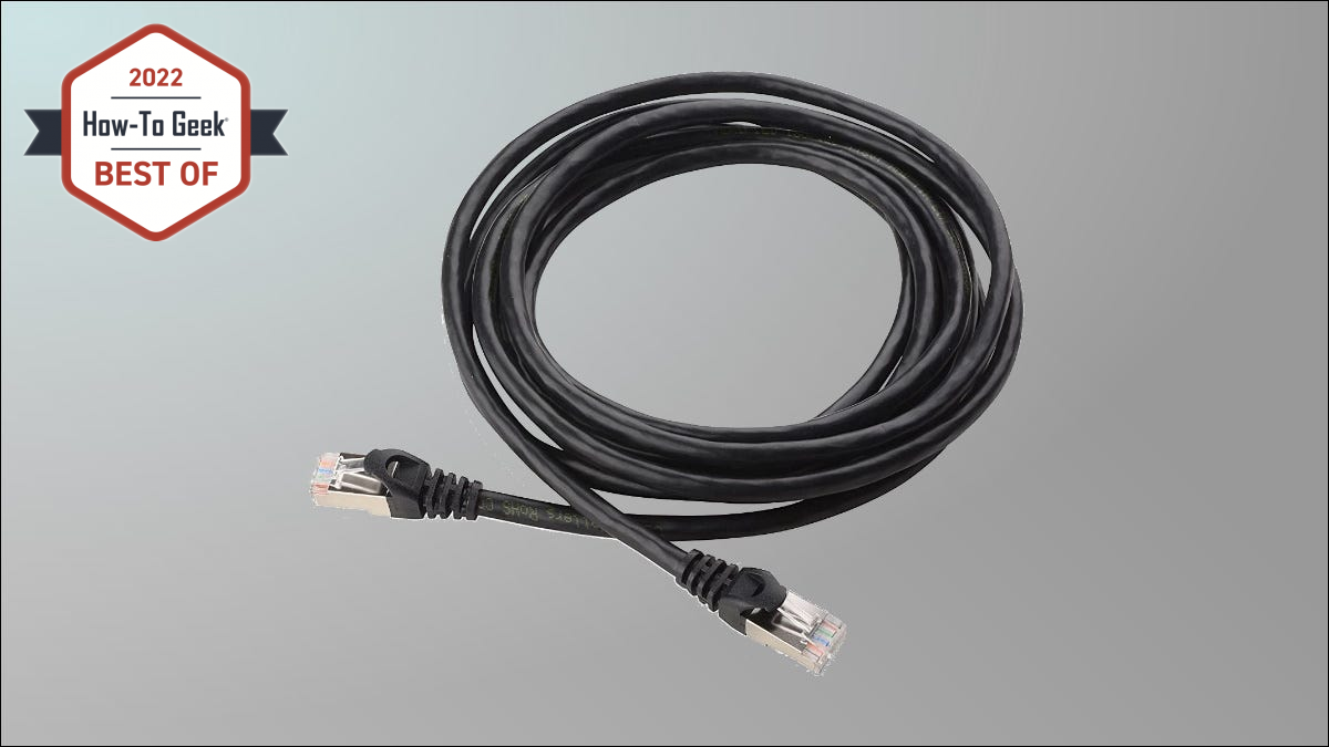 Cable Matters Câble Ethernet sans accroc sur fond gris