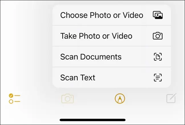 Scanați documente și text cu Apple Notes
