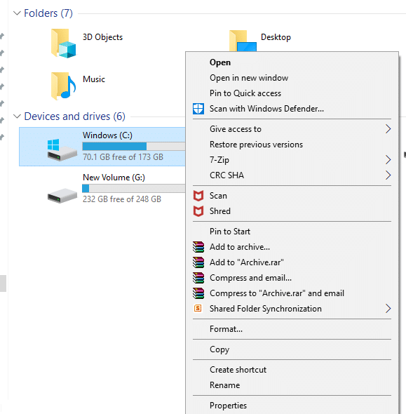 右键单击安装 Windows 10 的驱动器