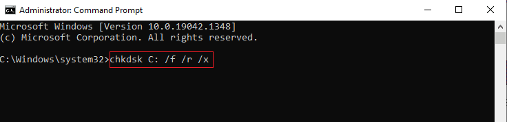 Ripara i file danneggiati usando il prompt dei comandi