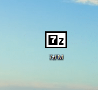 コピーしたアイテム7zFMアプリケーションをデスクトップに貼り付けます