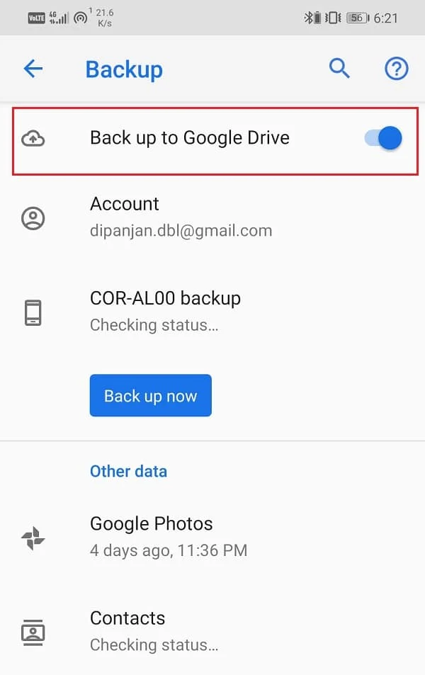 A chave de alternância ao lado de Backup no Google Drive está ativada