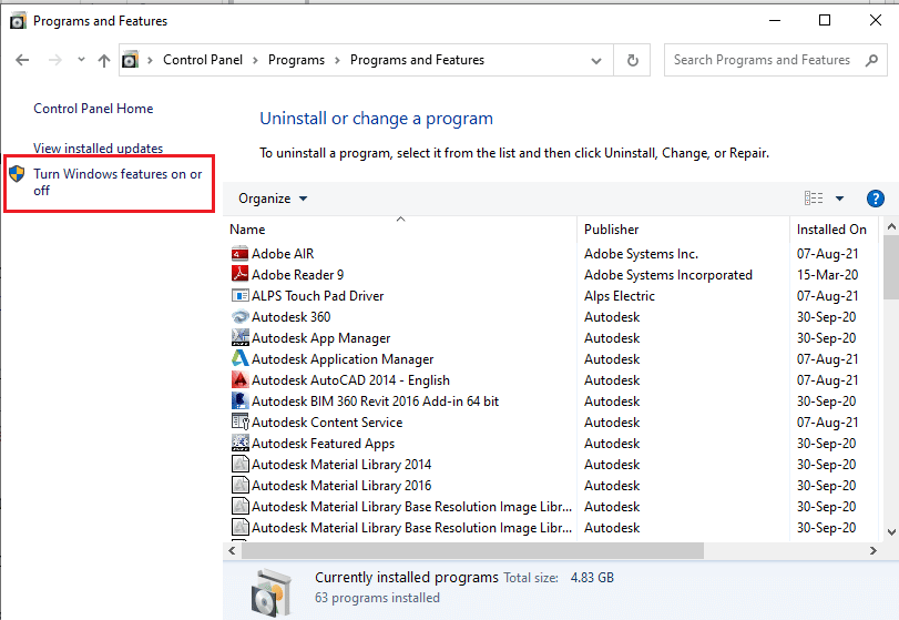 Klicken Sie auf die Option Windows-Funktionen ein- oder ausschalten. MOM-Implementierungsfehler in Windows 10 behoben