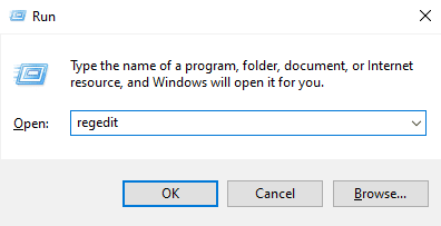 ในพรอมต์ Run ให้พิมพ์ Regedit เพื่อเปิด Registry Editor
