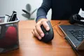 Tikus Ergonomis Terbaik 2022