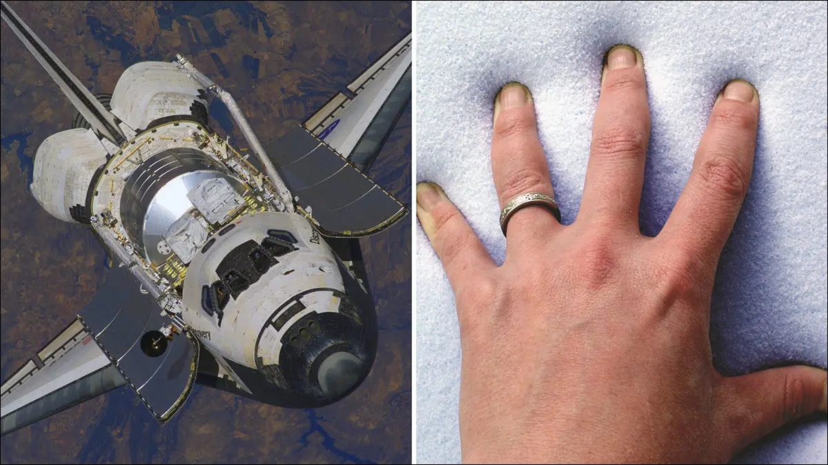 Bir NASA Uzay Mekiği'nin fotoğrafı ve bir miktar bellek köpüğü sıkıştıran bir el.
